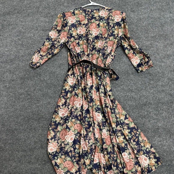 Whirlaway Frocks Dresses & Skirts - Whirlaway Frocks Dress Womens Size 14P Navy Blue Floral Lace Collar Vintage USA